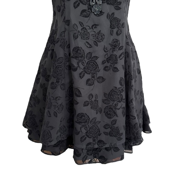 ZUM ZUM Vintage 80s Black Halter Mini Dress Whimsigoth Witchy Velvet Floral S - Picture 5 of 15